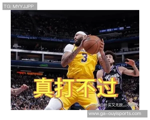 12-13赛季湖人与开拓者激战回顾：经典对决与关键时刻的精彩瞬间