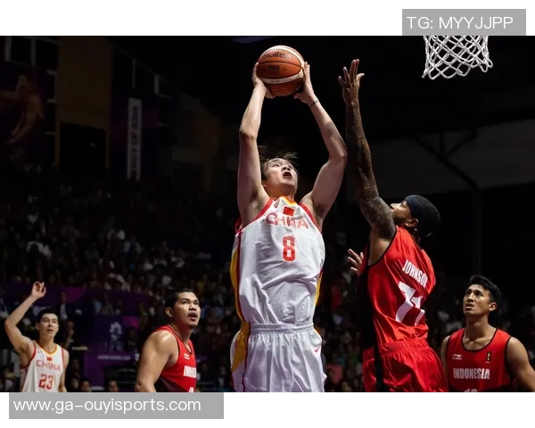 今天中国男篮对阵印度尼西亚精彩视频回顾与赛后分析